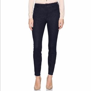 NYDJ Ami Skinny Ankle Raw Hem w/ Slit Size 2